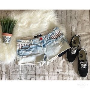🛍Super cute YMI American flag washed out shorts🛍